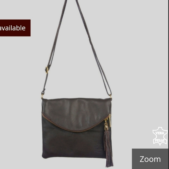 🎉Vera Pelle leather cross body 8.6x7.5x0.79 🎉DESIGNER CLEARANCE DEAL - Picture 12 of 12